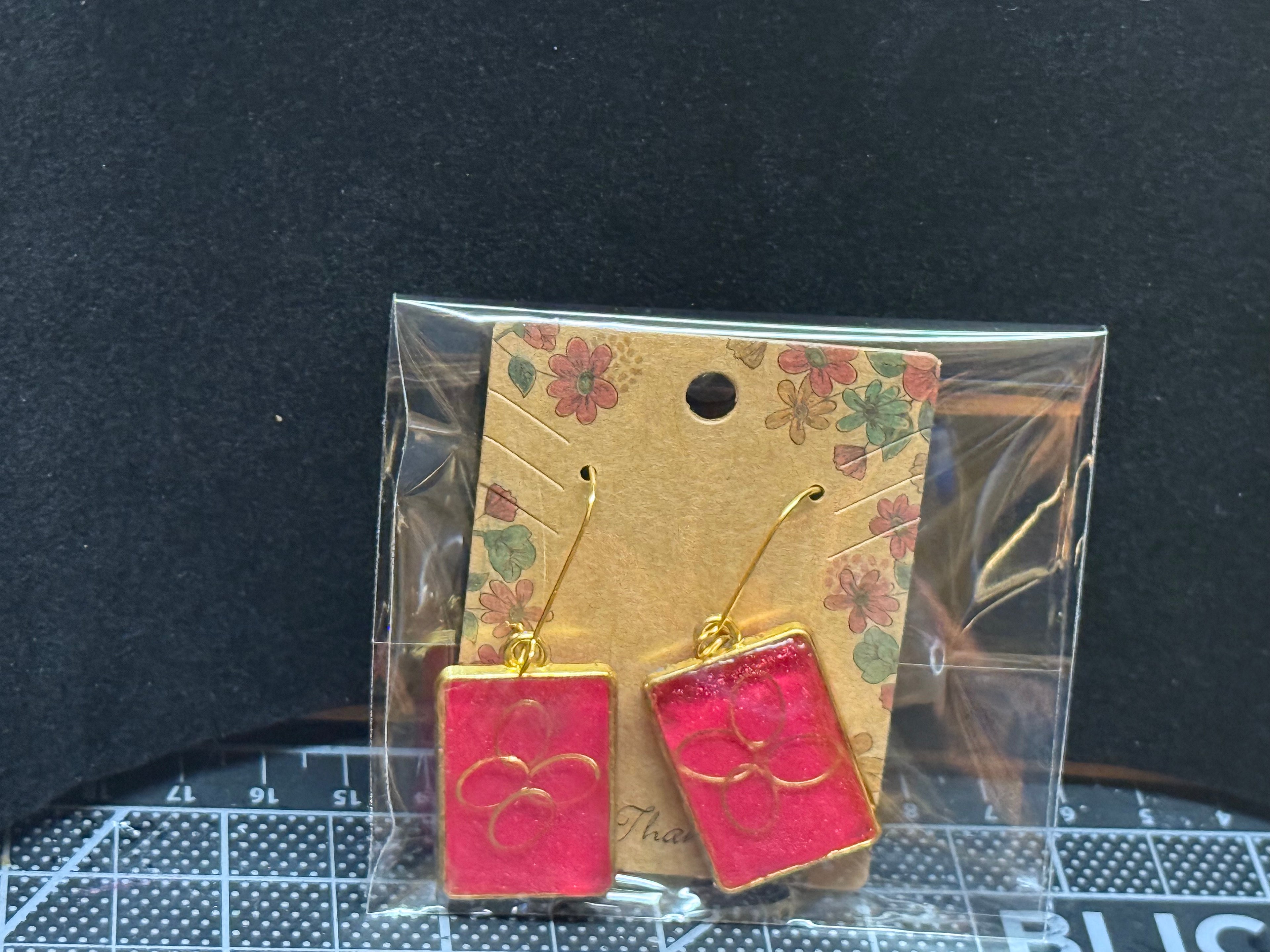 Hot Pink Flower Square Resin Earrings - Sparkly